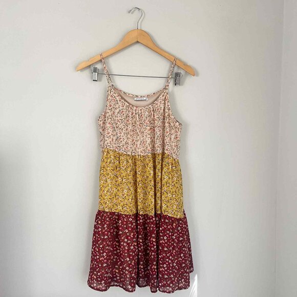 Staccato Josie Tiered Floral Print Mini Dress Size Small - Picture 3 of 6